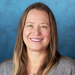 Dr. Sara Oswalt